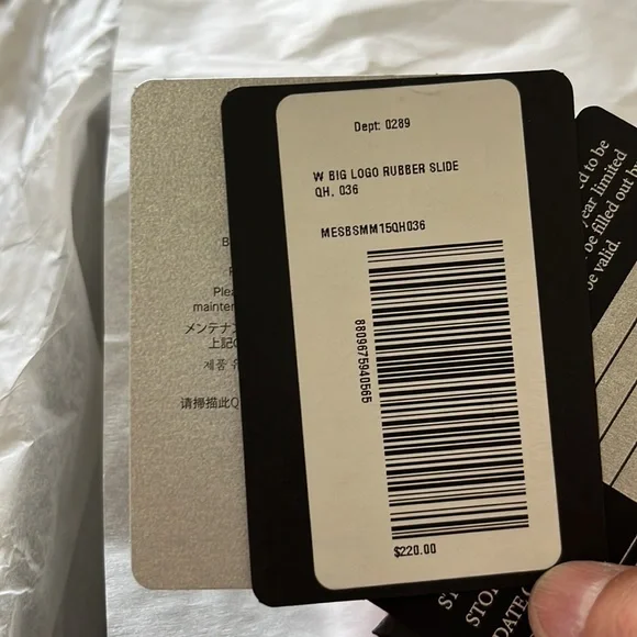 Mcm pink rubber slide - Picture 8 of 8